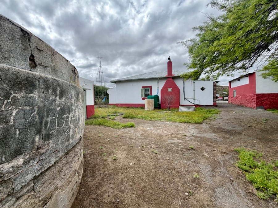 4 Bedroom Property for Sale in Merweville Western Cape